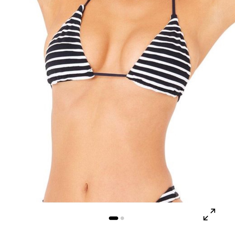 NWT Gigi C Delaney bikini top